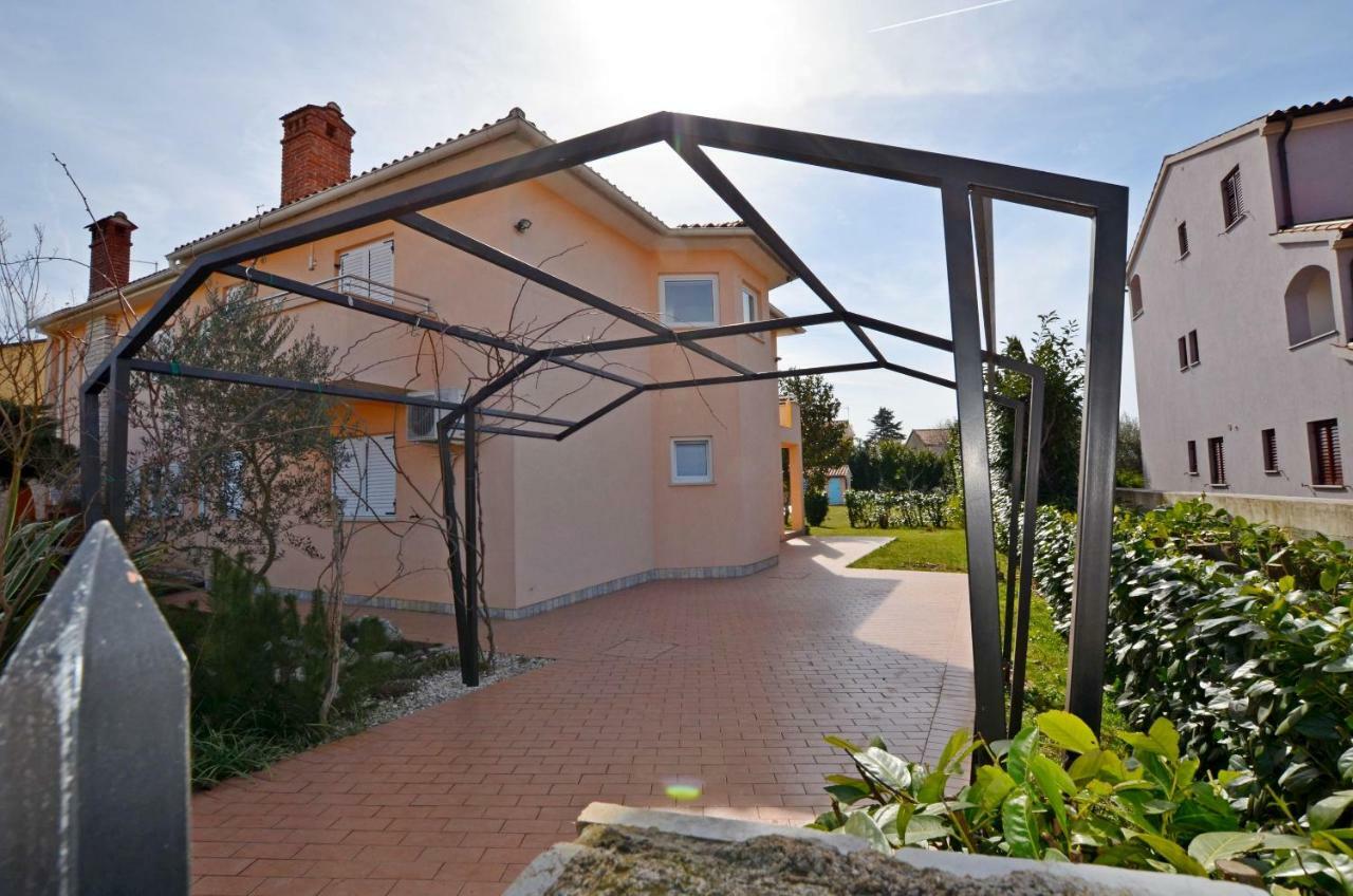 Villa Di Te Nema Пула Экстерьер фото